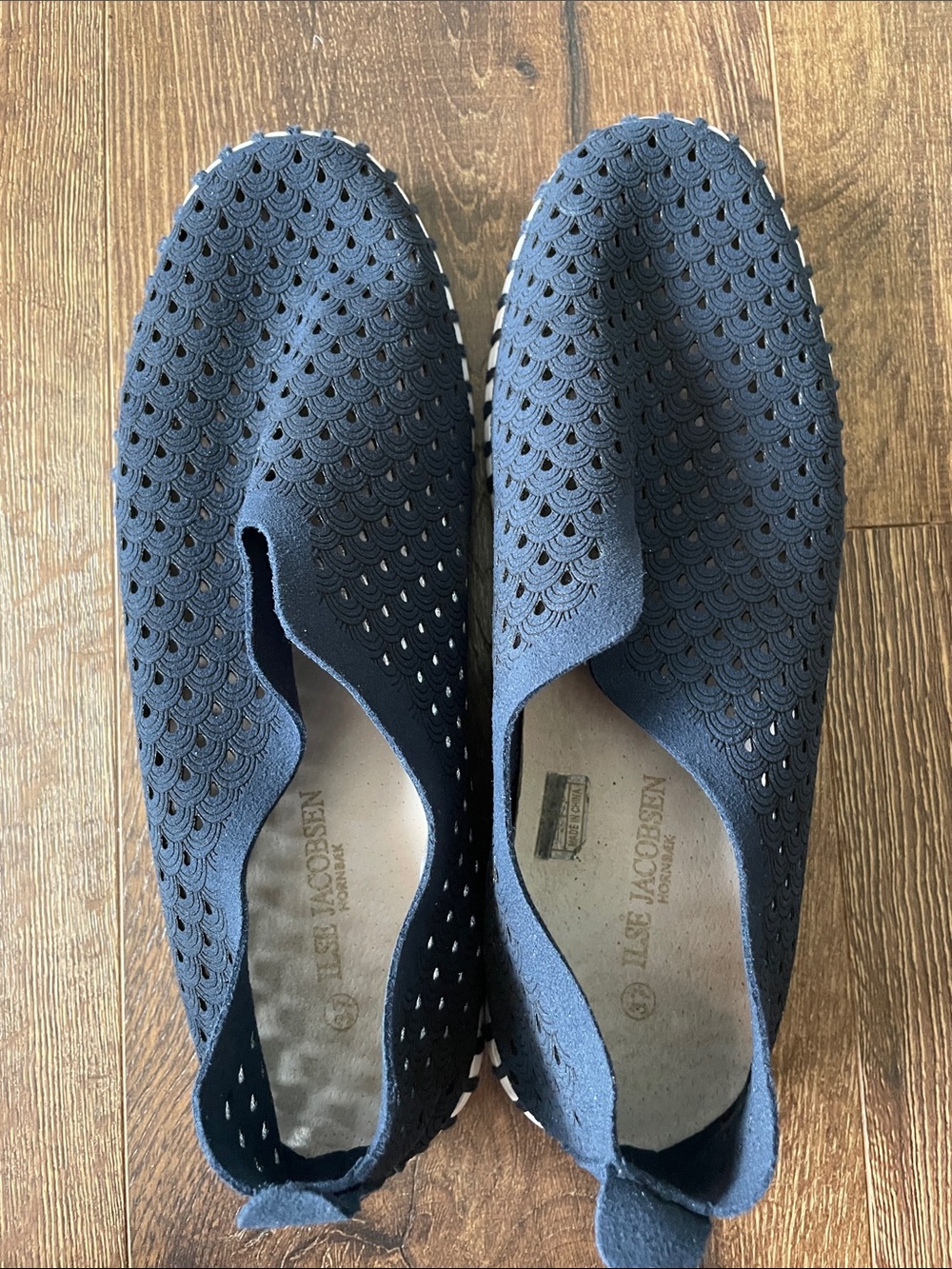 Like new, worn once Ilse Jacobson Tulip slip on - dark indigo